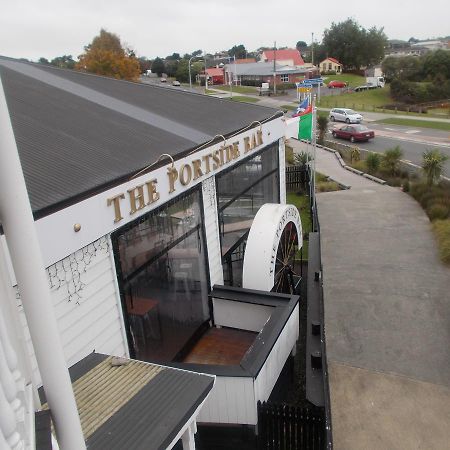 The Kentish Hotel Waiuku ภายนอก รูปภาพ